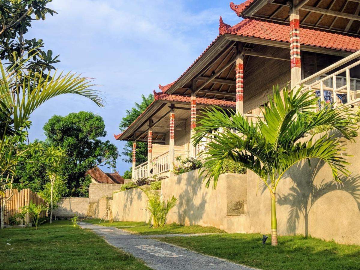 Mesari Hut Lembongan Hotel Exterior photo