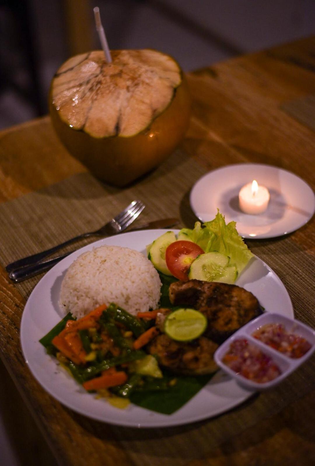 Mesari Hut Lembongan Hotel Exterior photo